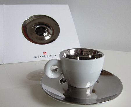 anish_kapoor_illy_art_cups_03