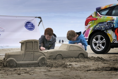 ford_100_years_britain_sand_01