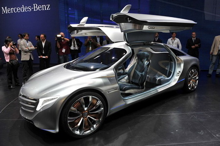 mercedes_benz_f125-_01