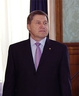 5172126_850xNone
