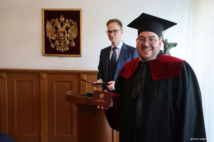 phd-diplomas-04-24_25