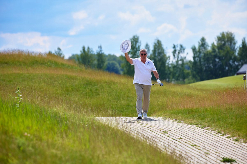 viii-rectors-golfcup_24