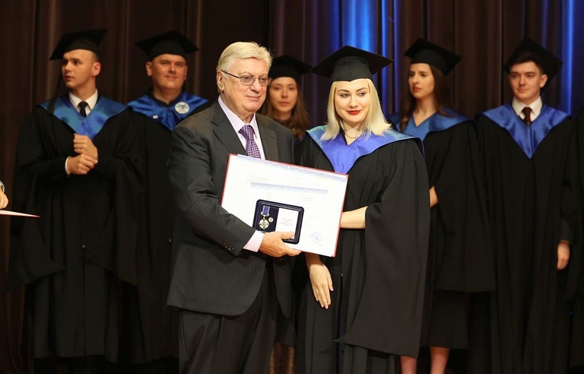 masters-diplomas-02-07-25_35