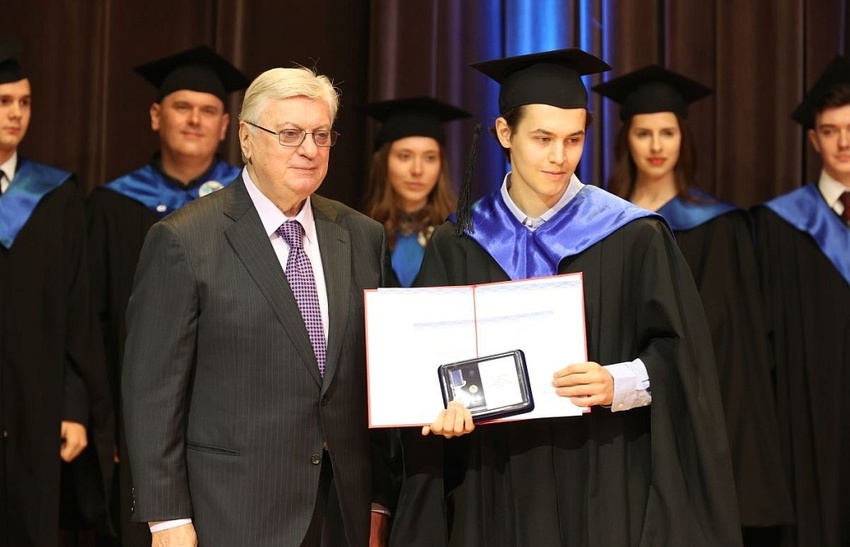 masters-diplomas-02-07-25_38