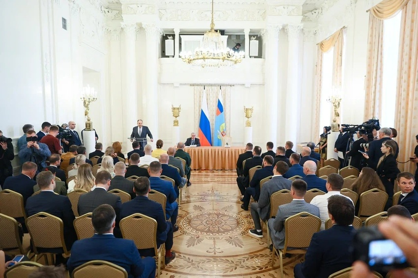 Вручение дипломов ветеранам СВО в особняке МИД 17.07